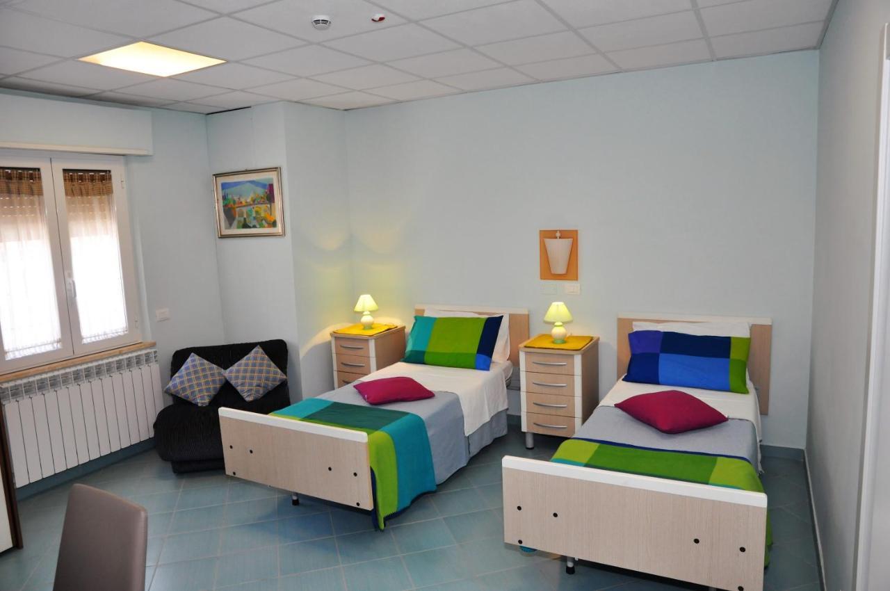 Albergo Rio Canistro Екстериор снимка