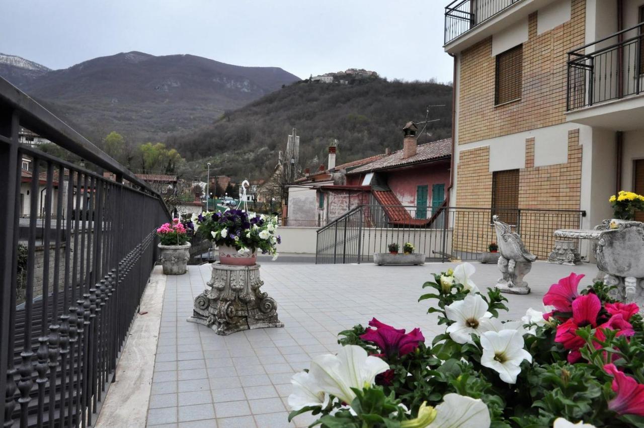 Albergo Rio Canistro Екстериор снимка