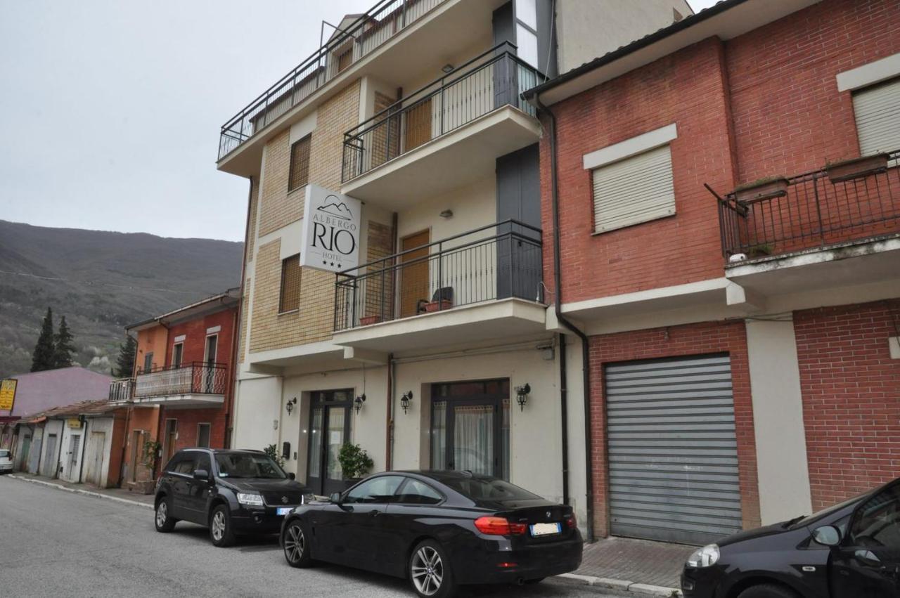 Albergo Rio Canistro Екстериор снимка